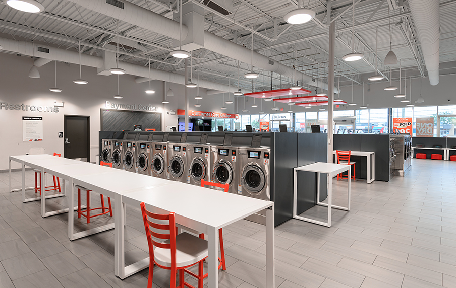 Dallas_2024_4671-resized Picture of Laundromat with SpeedQueen Machines